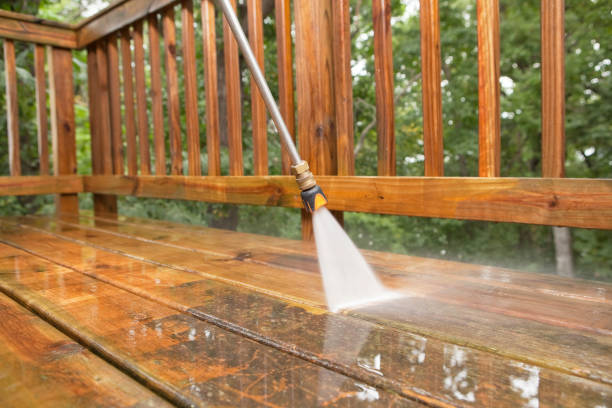 Best Deck Pressure Washing  in Winnetka, IL